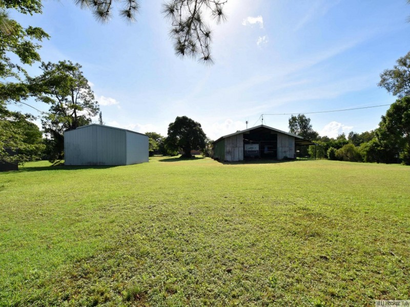 8 Grevillea Street, Tully Heads QLD 4854