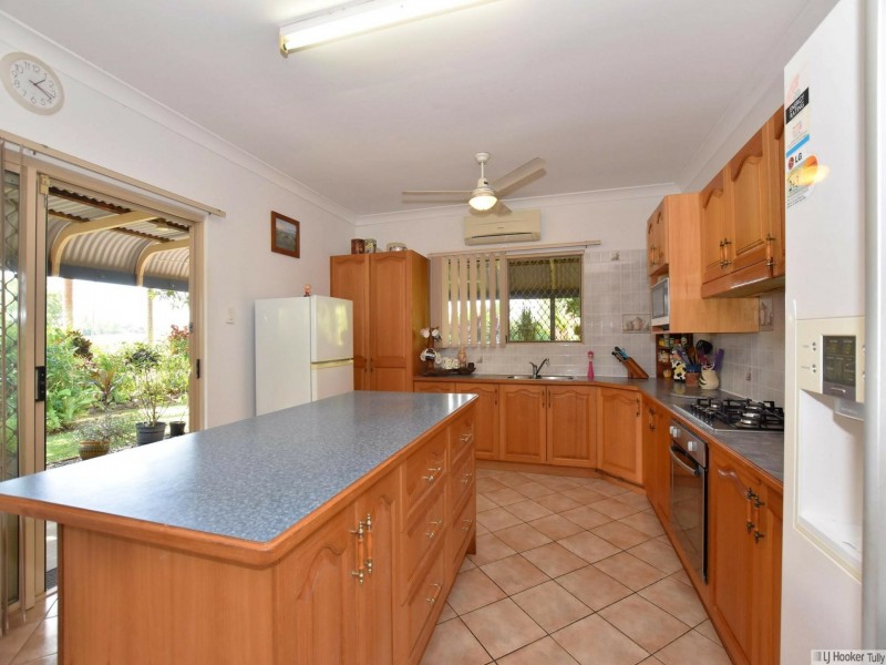 1 Curtis Road, Carruchan QLD 4816