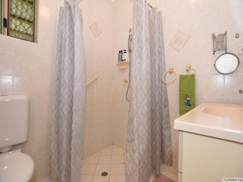 1 Curtis Road, Carruchan QLD 4816