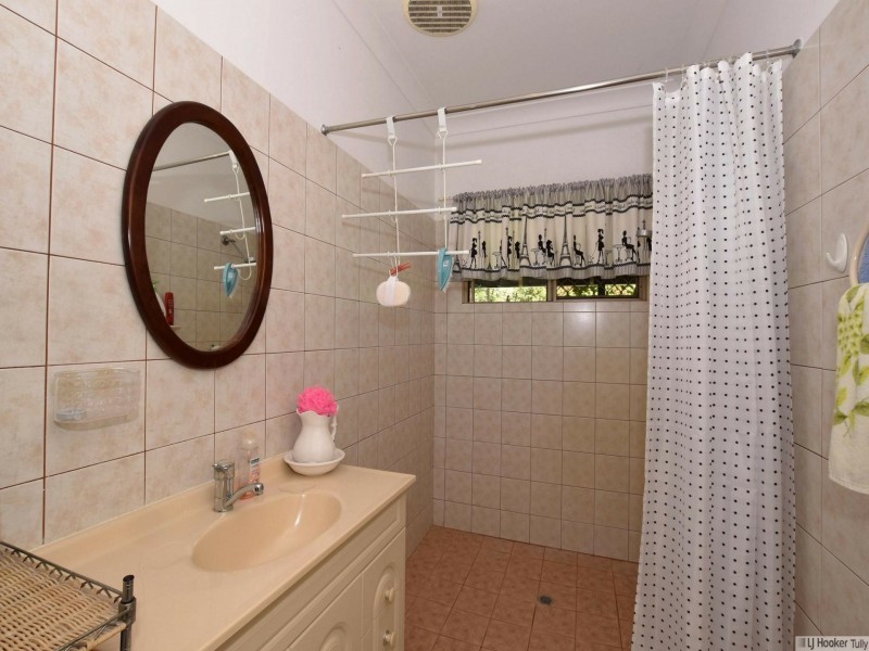 1 Curtis Road, Carruchan QLD 4816