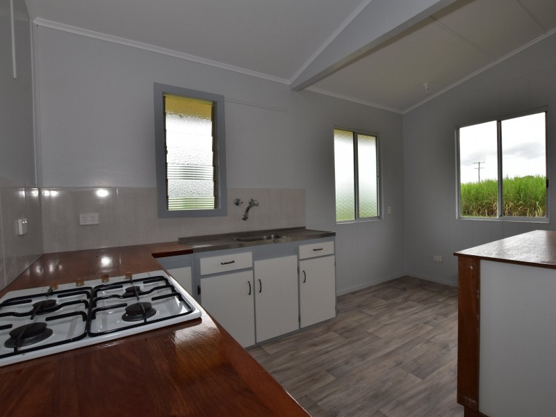 490b Middle Murray Road, Murray Upper QLD 4854