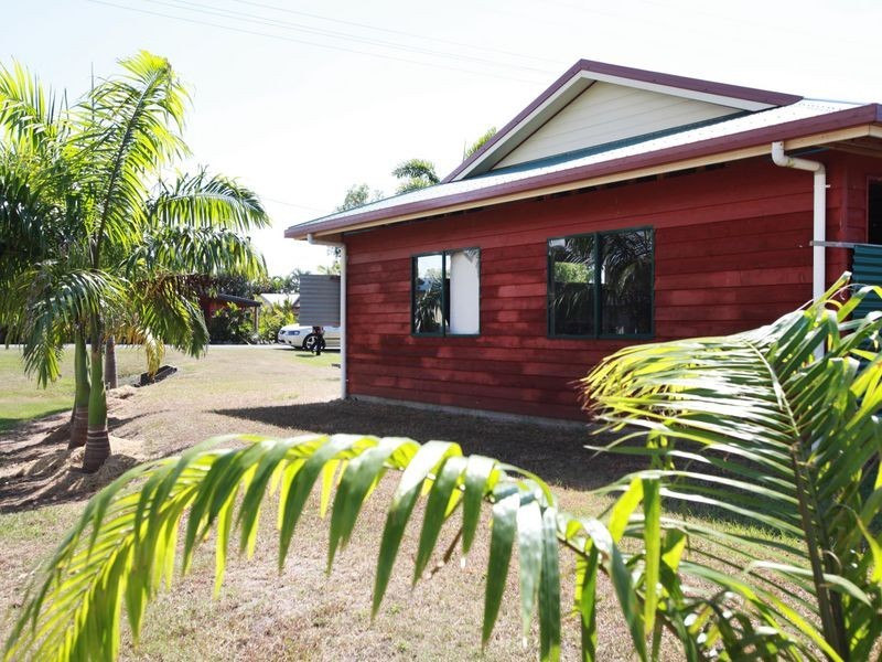 15 Hawthorne Drive, Kurrimine Beach QLD 4871