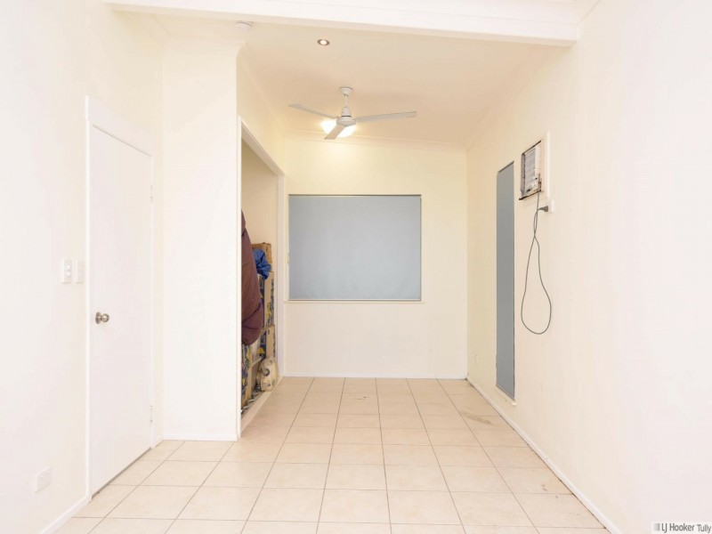 76 Taylor Street, Tully Heads QLD 4854