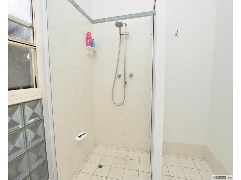 76 Taylor Street, Tully Heads QLD 4854