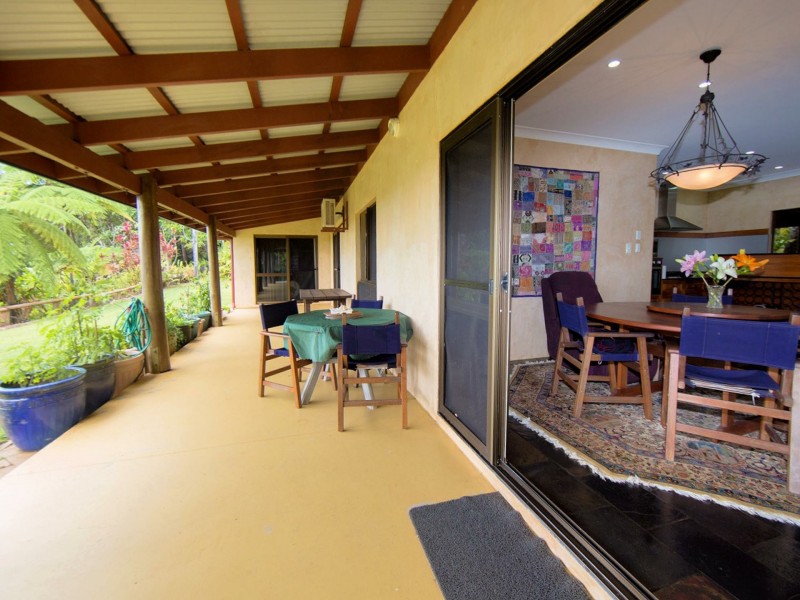 145 Hill Sixty Road, Jaffa QLD 4855