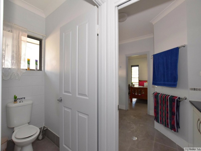 12 Muir Street, Tully Heads QLD 4854