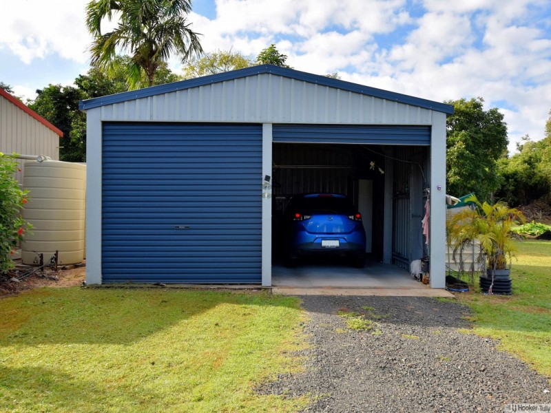 12 Muir Street, Tully Heads QLD 4854