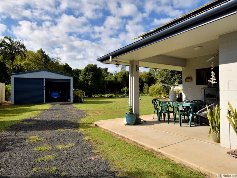 12 Muir Street, Tully Heads QLD 4854