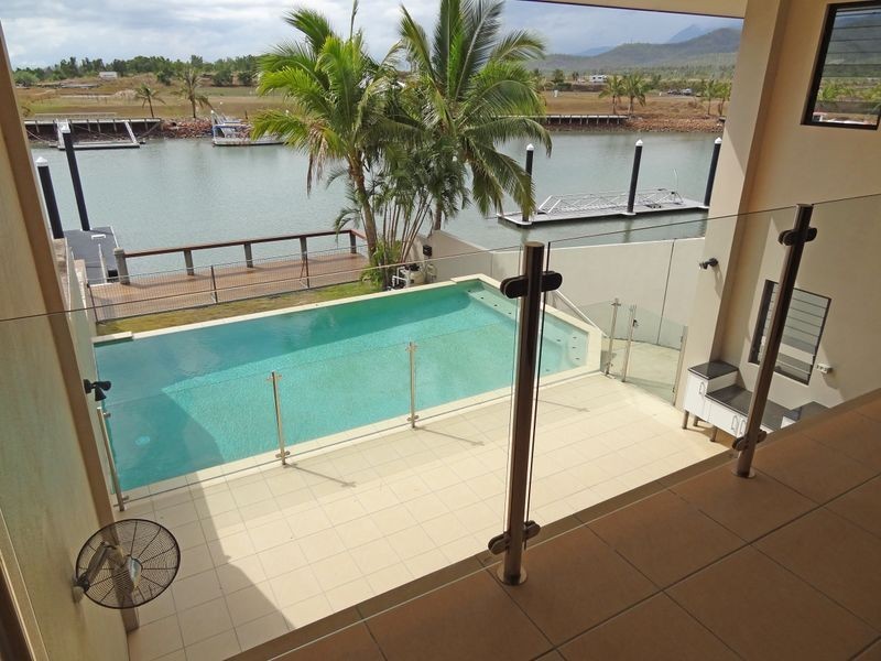 22A Royal Palm Avenue, Cardwell QLD 4849