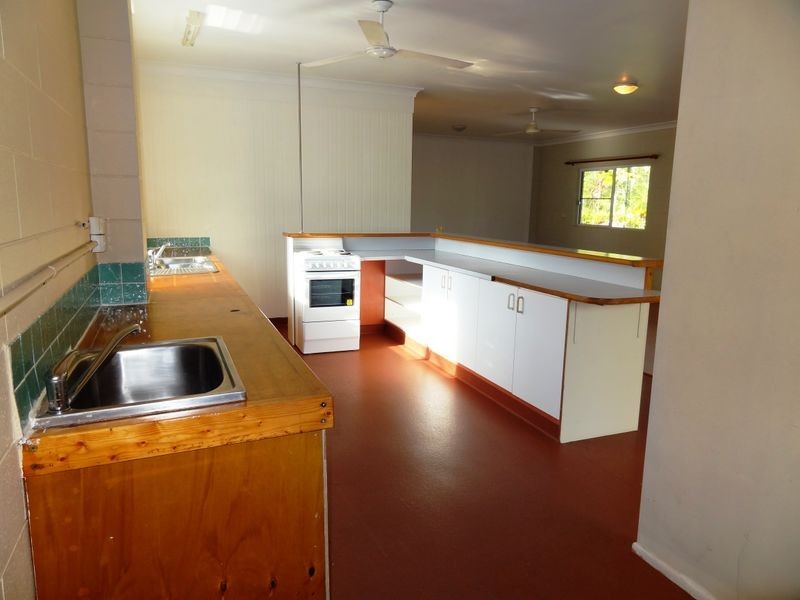 222 Tully Mission Beach Raod, Birkalla QLD 4854