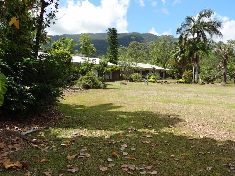 222 Tully Mission Beach Raod, Birkalla QLD 4854