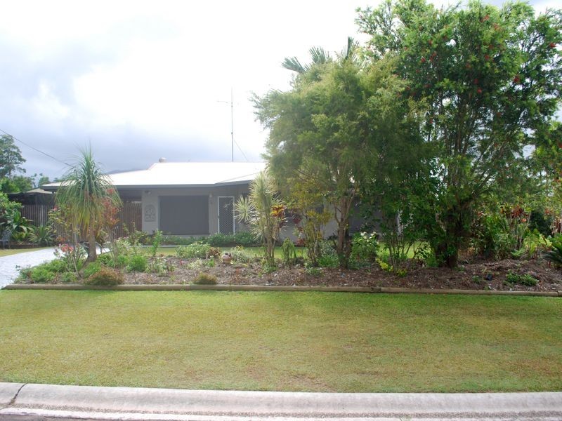 4 Maple Terrace, Tully QLD 4854