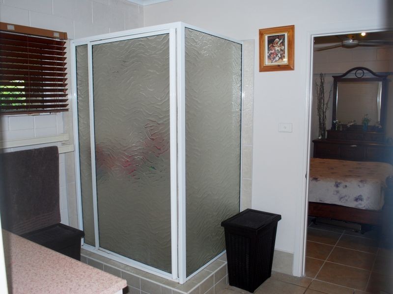 4 Maple Terrace, Tully QLD 4854