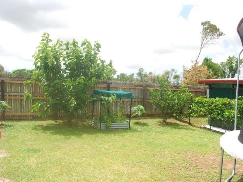 4 Maple Terrace, Tully QLD 4854