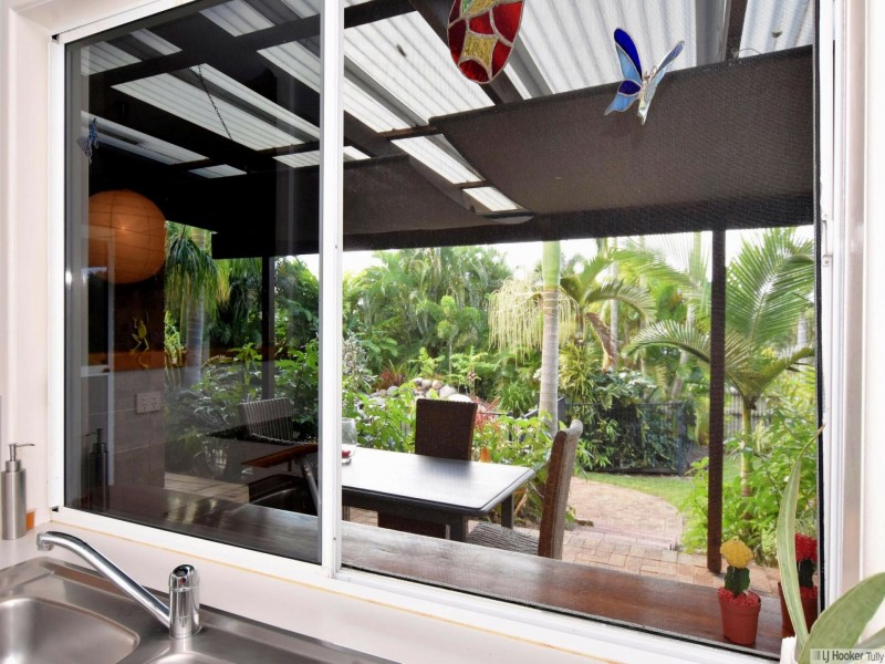 30 Cutten Street, Bingil Bay QLD 4852