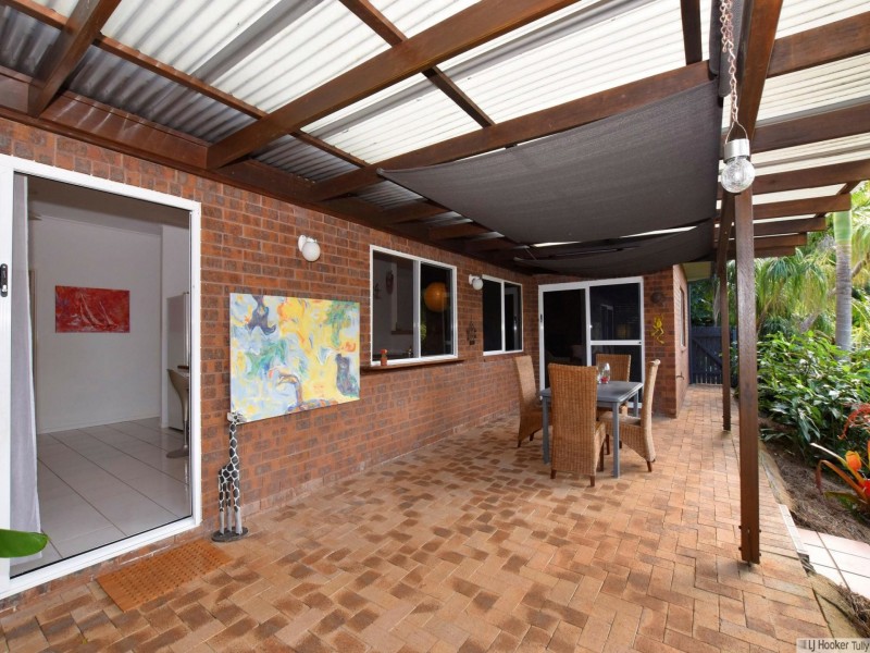 30 Cutten Street, Bingil Bay QLD 4852