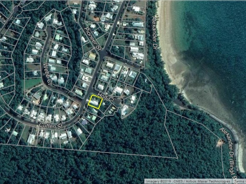 30 Cutten Street, Bingil Bay QLD 4852