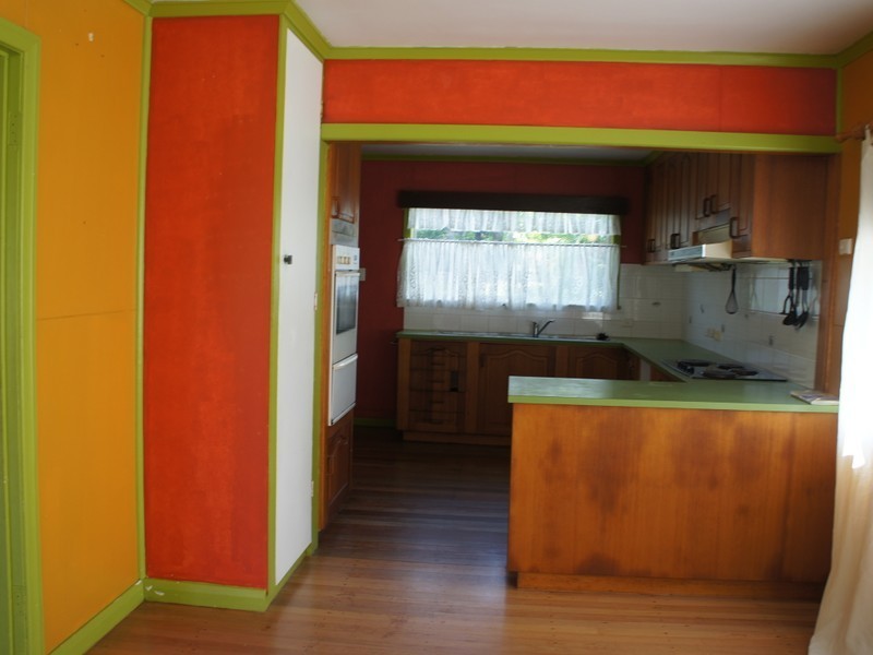 8 Clarke Kennedy Street, Tully QLD 4854