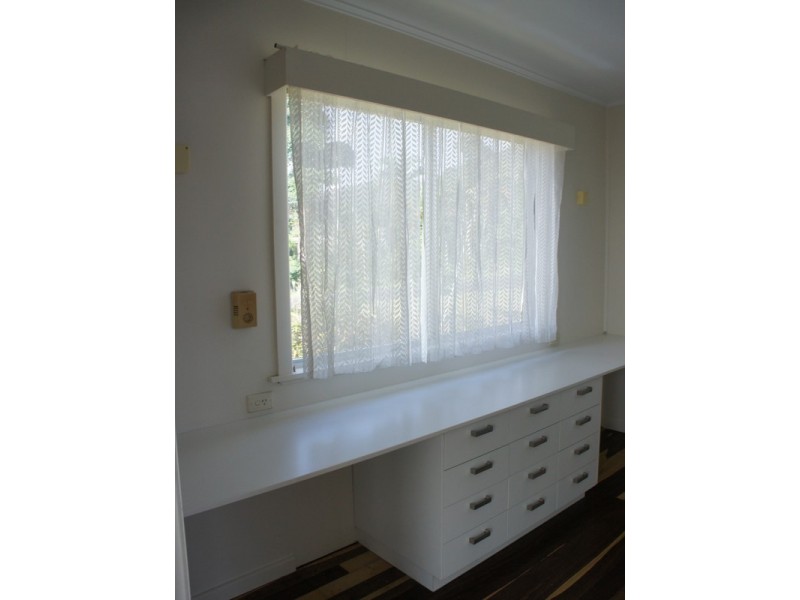 8 Clarke Kennedy Street, Tully QLD 4854