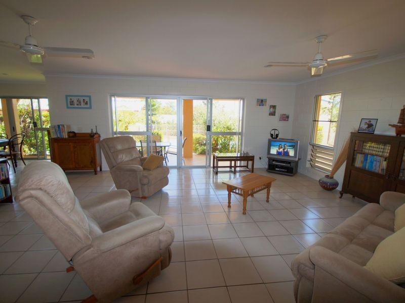 26 Cutten Street, Bingil Bay QLD 4852