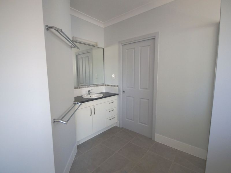 12 Muir Street, Tully Heads QLD 4854