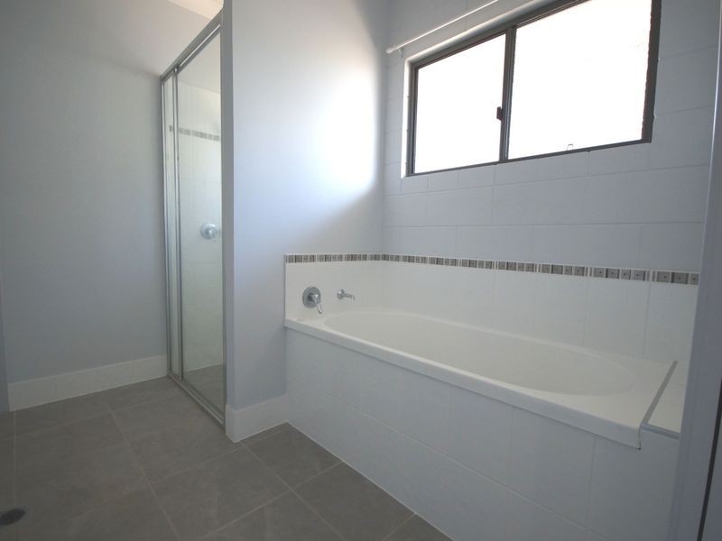 12 Muir Street, Tully Heads QLD 4854