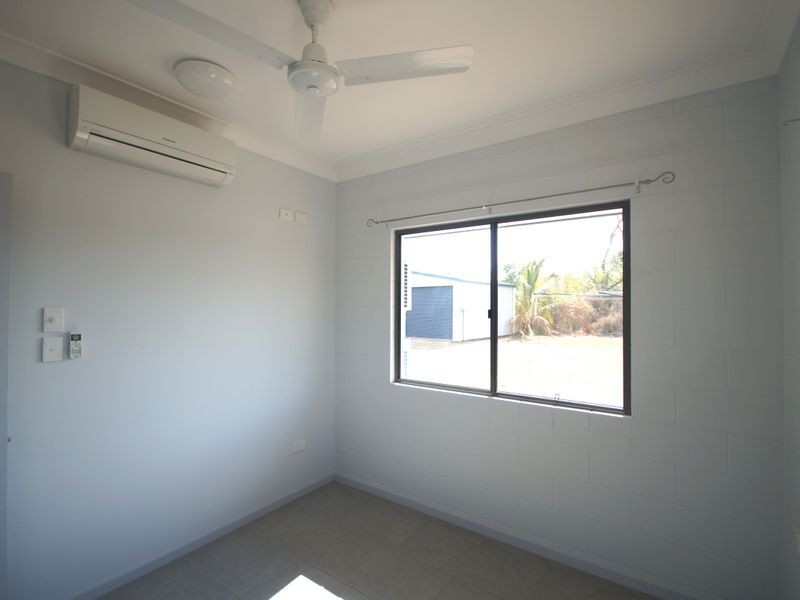 12 Muir Street, Tully Heads QLD 4854