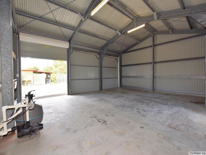 27 Taylor Street, Tully Heads QLD 4854