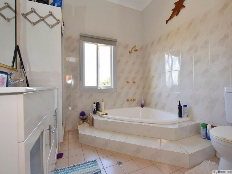 211 Silkwood Japoon Road, Silkwood QLD 4856