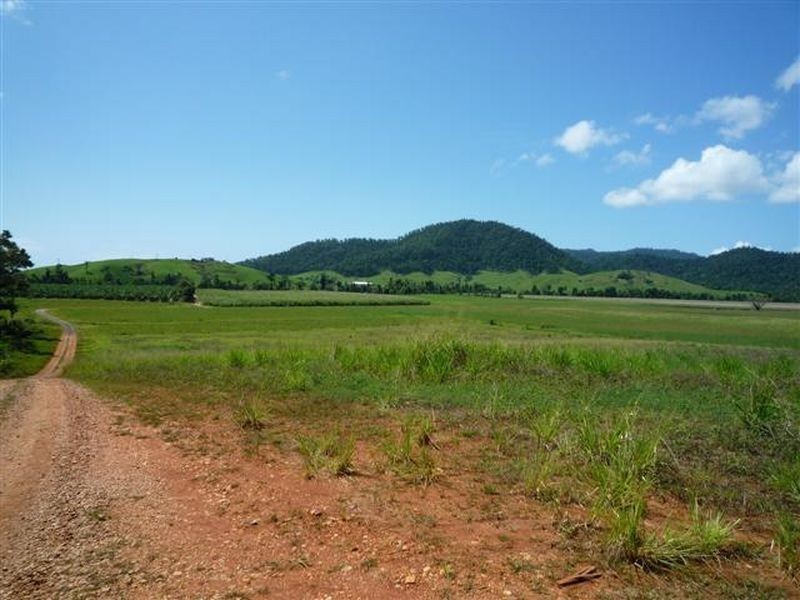 L19 Dargin Road, El Arish QLD 4855