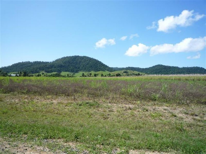 L19 Dargin Road, El Arish QLD 4855