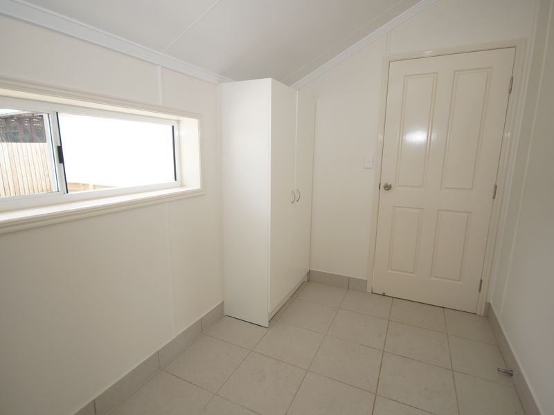 19 Black Street, Tully QLD 4854