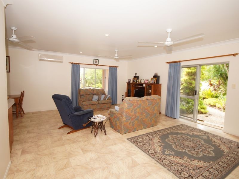 856 East Feluga Road, East Feluga QLD 4854