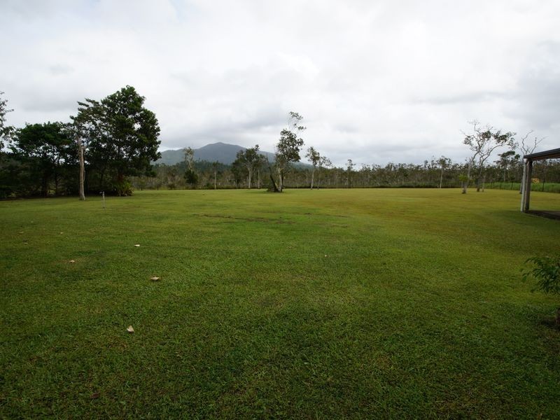 856 East Feluga Road, East Feluga QLD 4854