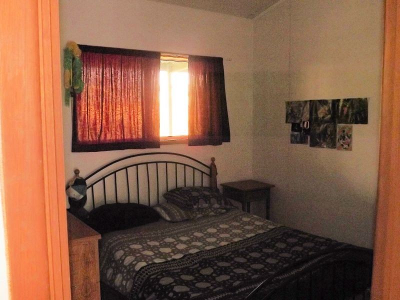 13 Amanda Crescent, Tully Heads QLD 4854