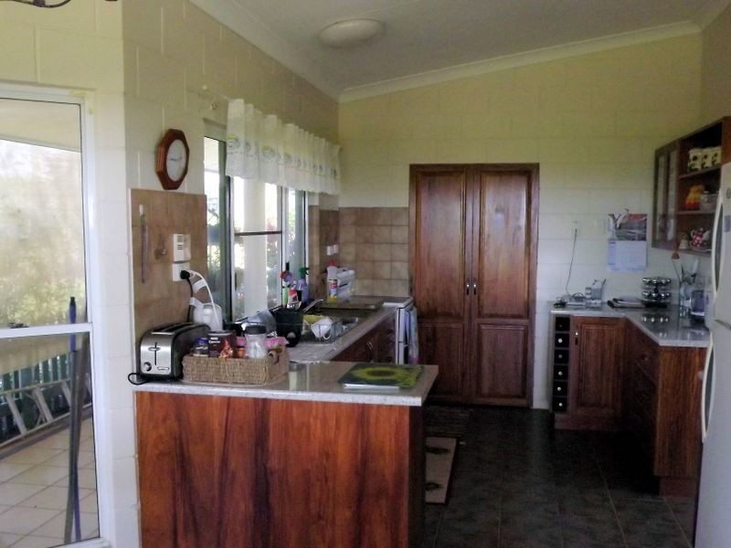 146 Watler Lever Rd, Silkwood QLD 4856