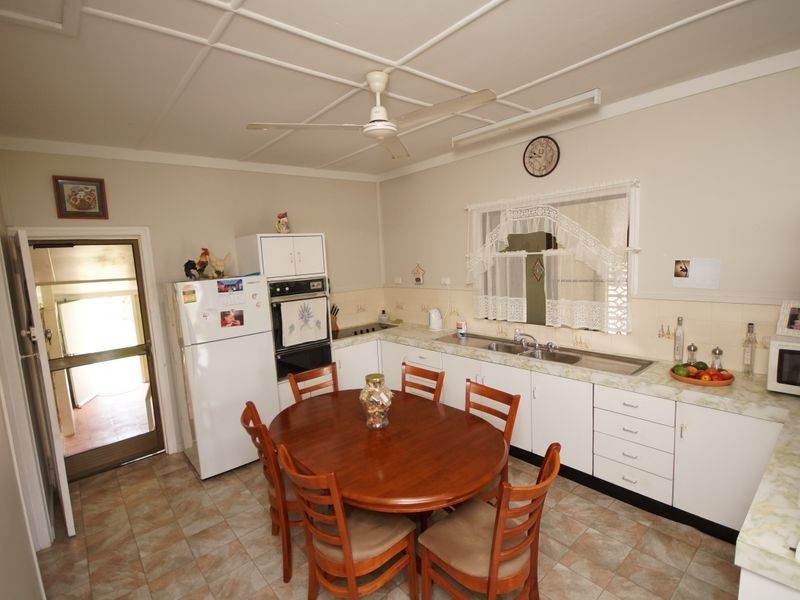 26 Glasgow, El Arish QLD 4855