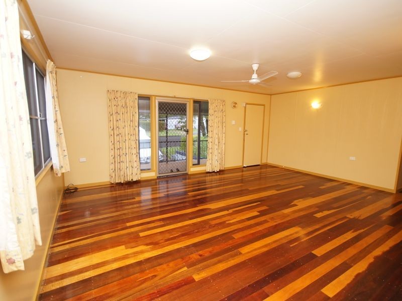 4 Cairns Street, Tully QLD 4854