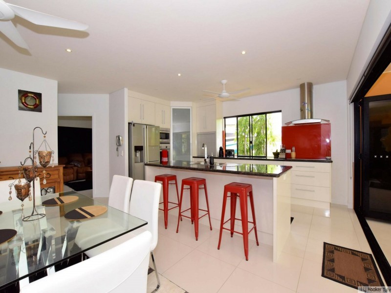 18 Royal Palm Avenue, Cardwell QLD 4849