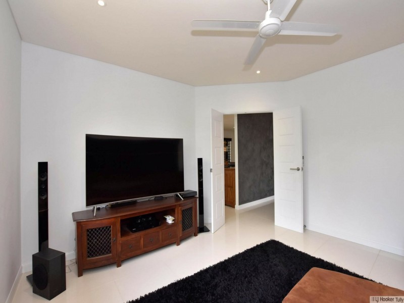 18 Royal Palm Avenue, Cardwell QLD 4849