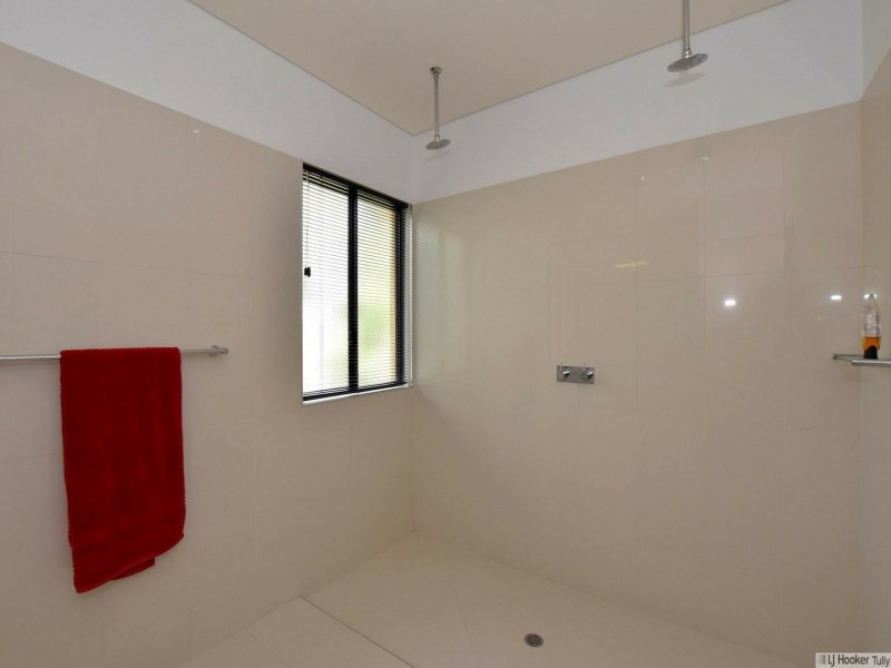 18 Royal Palm Avenue, Cardwell QLD 4849