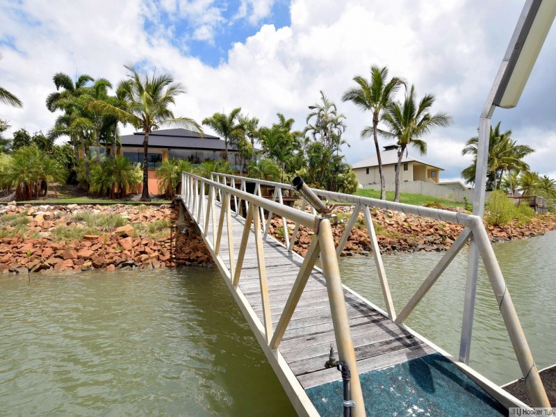 18 Royal Palm Avenue, Cardwell QLD 4849