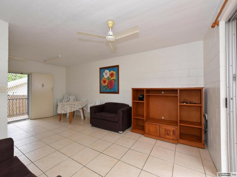 2/25 Victoria Street, Cardwell QLD 4849