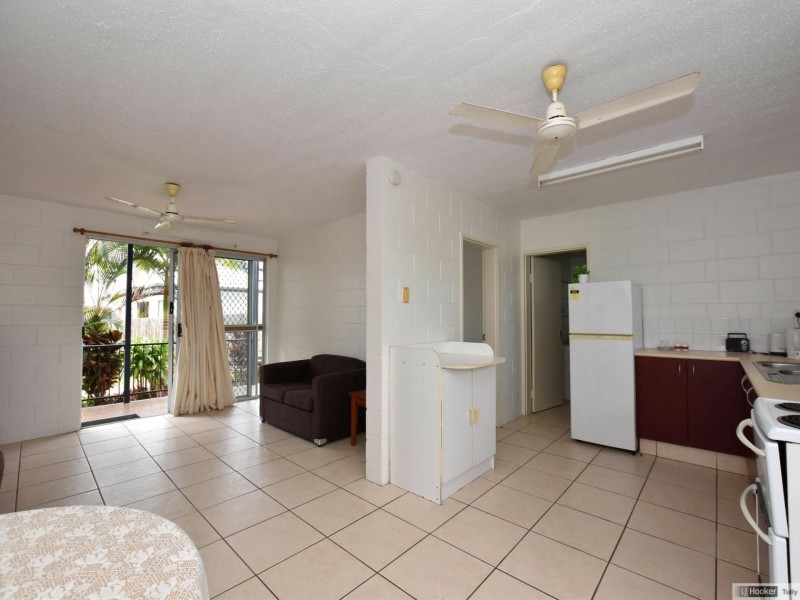 2/25 Victoria Street, Cardwell QLD 4849