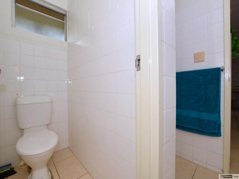 2/25 Victoria Street, Cardwell QLD 4849