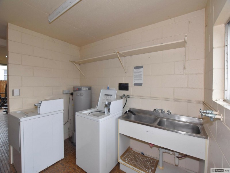 2/25 Victoria Street, Cardwell QLD 4849