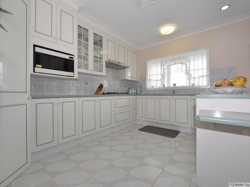 67 Taylor Street, Tully Heads QLD 4854