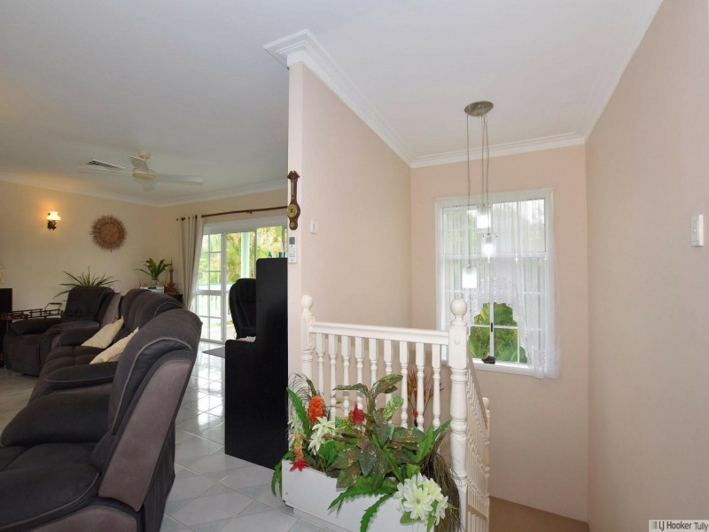 67 Taylor Street, Tully Heads QLD 4854