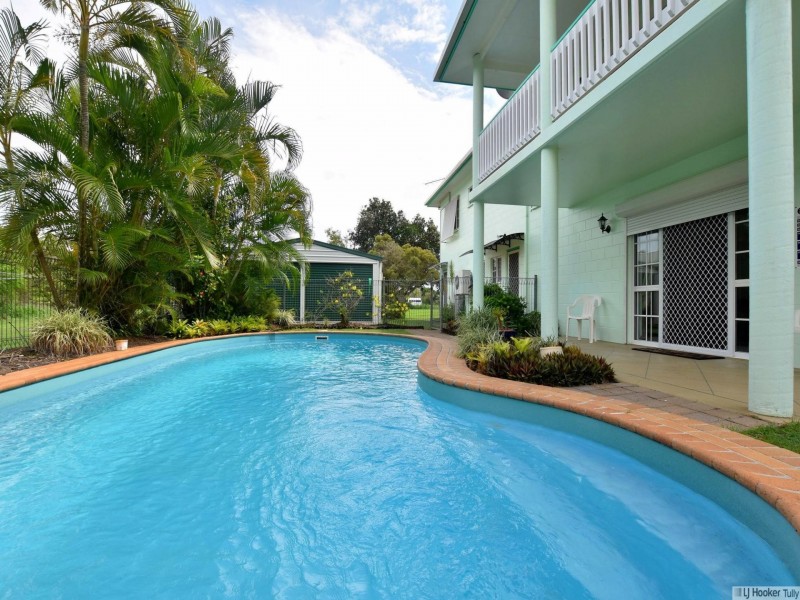 67 Taylor Street, Tully Heads QLD 4854