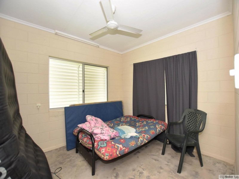 31 Taylor Street, Tully Heads QLD 4854